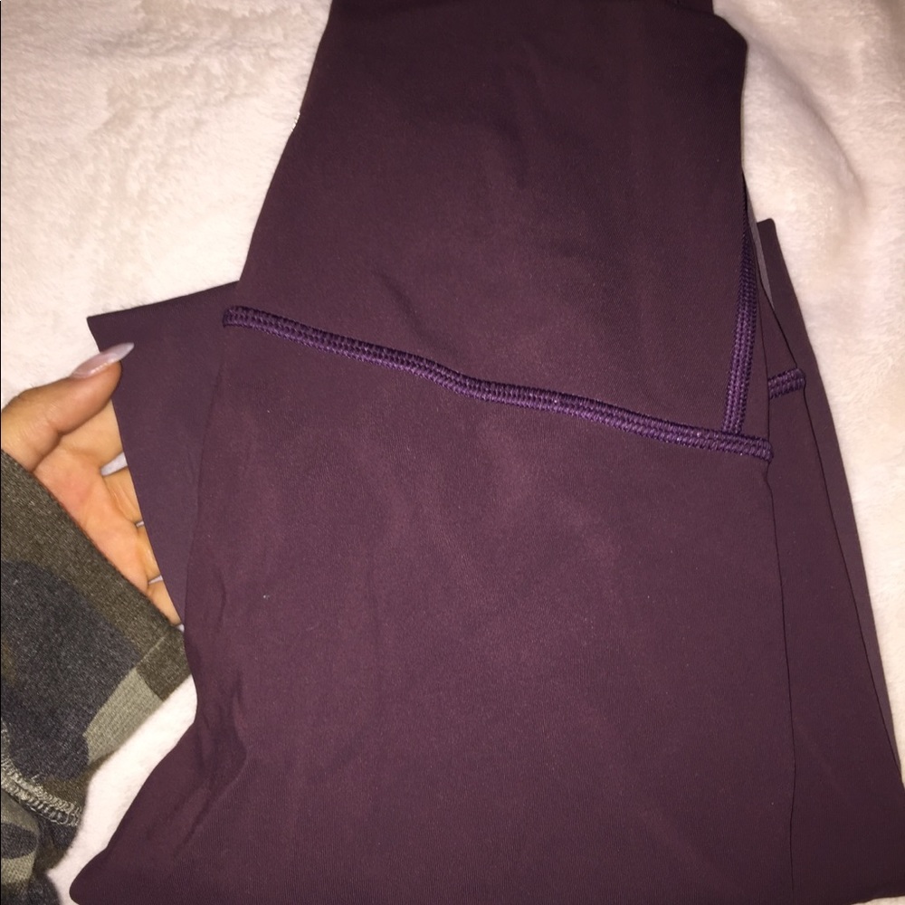 eggplant lululemon leggings !!